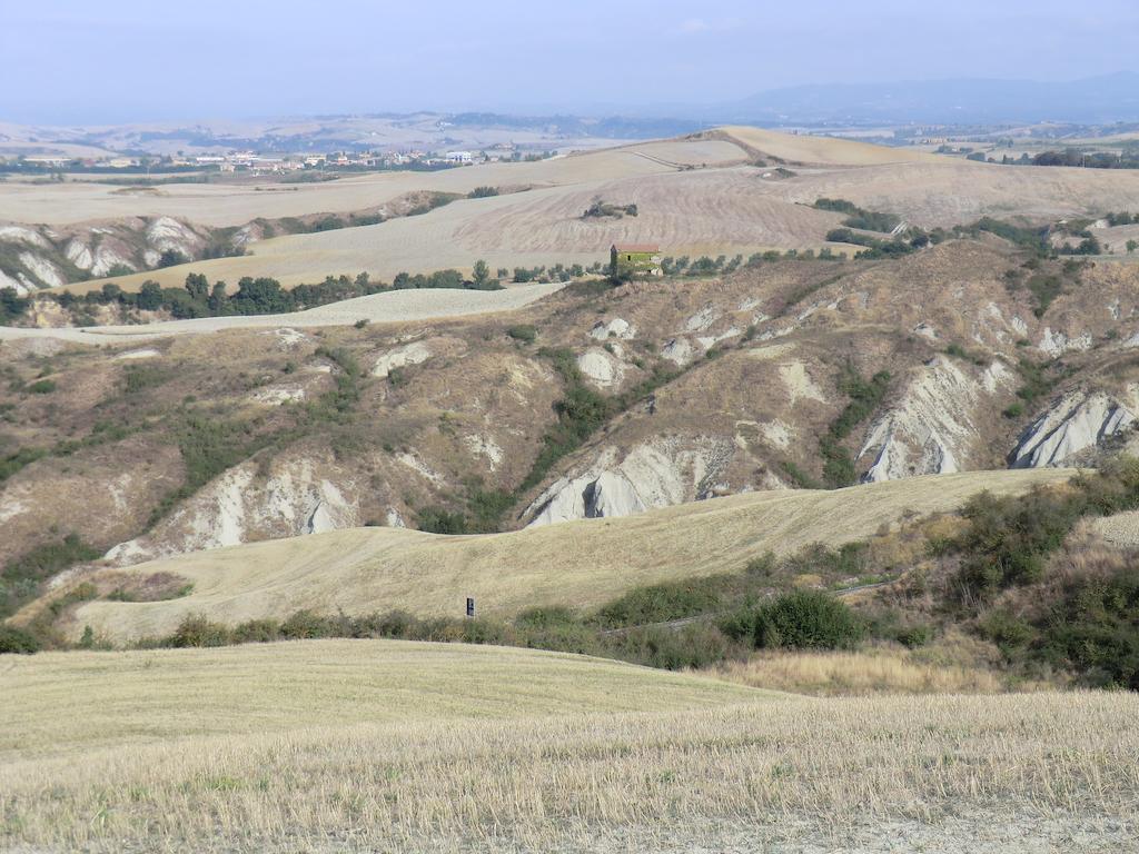 Agriturismo Podernuovo アッシャーノ エクステリア 写真