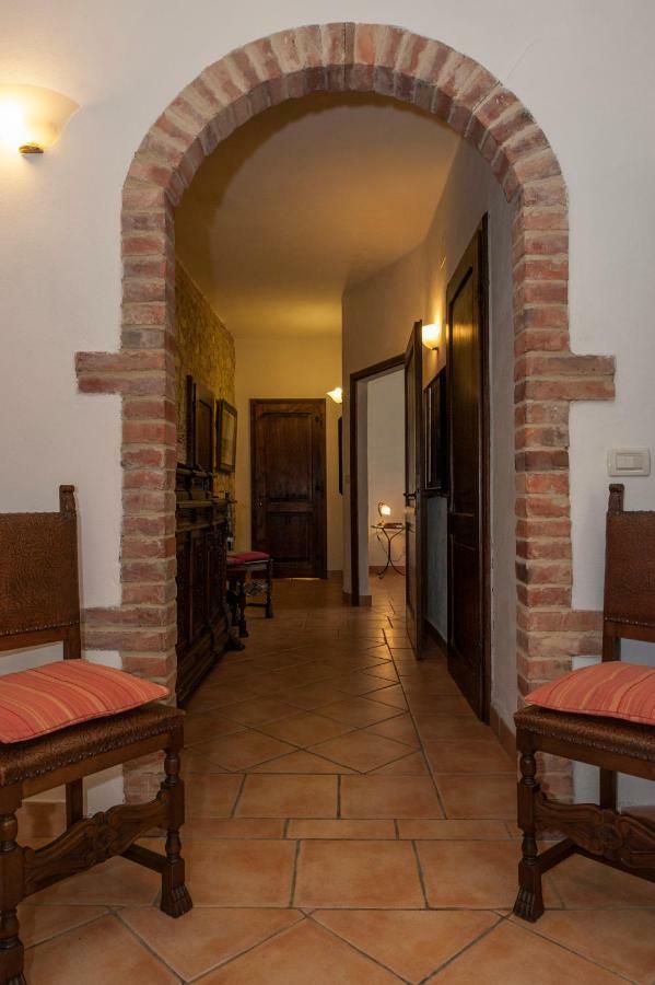 Agriturismo Podernuovo アッシャーノ エクステリア 写真